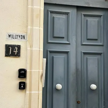 Maltese Charm Near Valletta